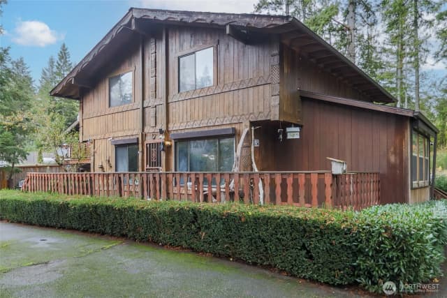 Property photo for 19523 17th Street Sw, Lakebay
