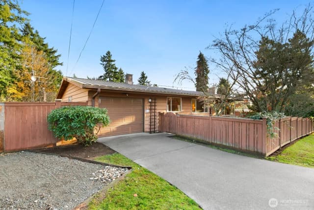 Property photo for 11838 18th Avenue Sw, Burien