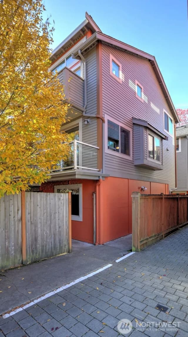 Property photo for 2342 44th Avenue Sw #a, Seattle