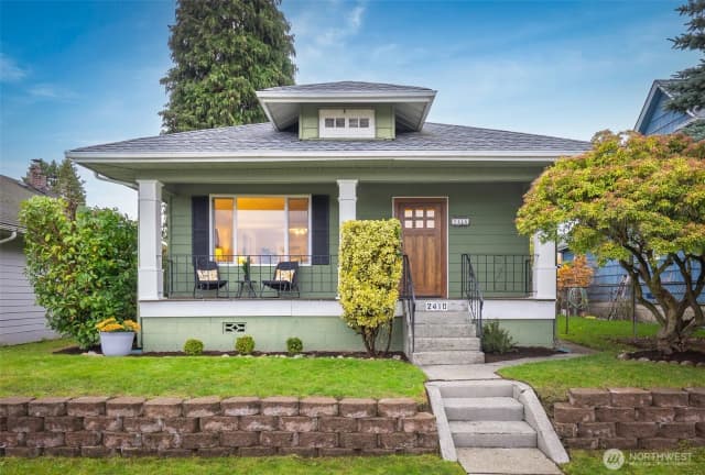 Property photo for 2410 Pine Street, Everett