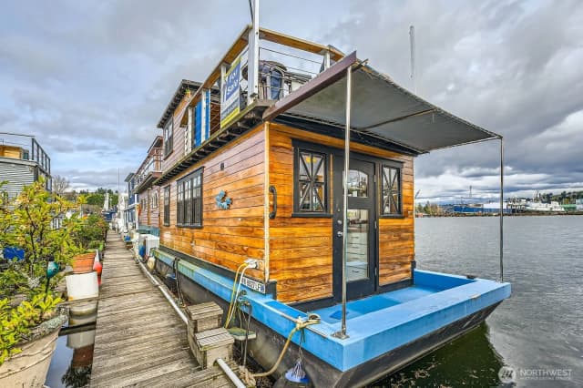 Property photo for 1080 W Ewing Street #e-2, Seattle