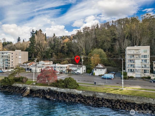 Property photo for 1324 Alki Avenue Sw, Seattle