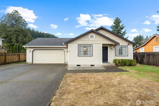 Property photo for 134 N Johnson Avenue, Yacolt