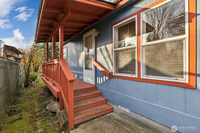 Property photo for 649 State Highway 507 S, Tenino