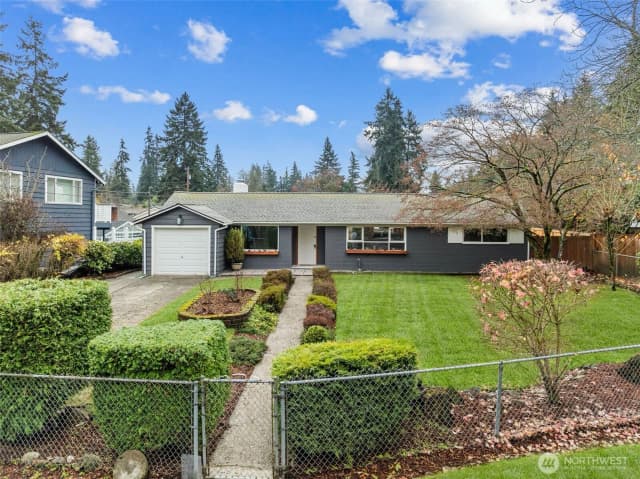 Property photo for 6004 225th Place Sw, Mountlake Terrace
