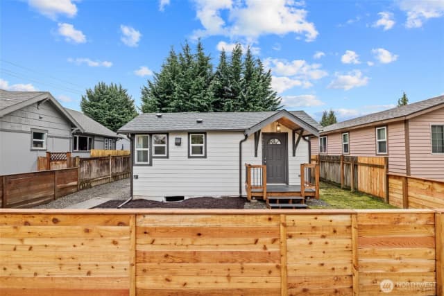Property photo for 1521 N 3rd Street, Renton
