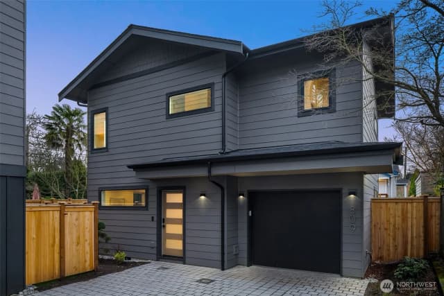 Property photo for 809 W Armour Street, Seattle