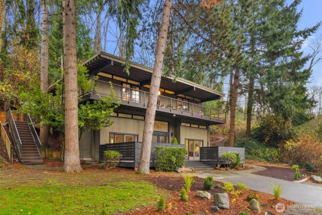 Property photo for 1644 32nd Avenue W, Seattle