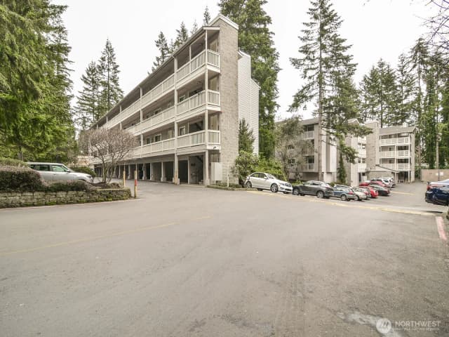 Property photo for 14527 Ne 40th Street #g204, Bellevue