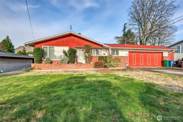 Property photo for 5118 Ne 3rd Street, Renton