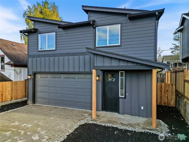 Property photo for 3205 19th Street #b, Everett
