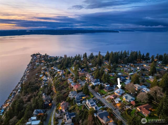 Property photo for 2826 Sw 170th Street, Burien