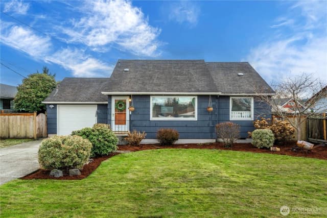 Property photo for 1014 5th Avenue Sw, Puyallup