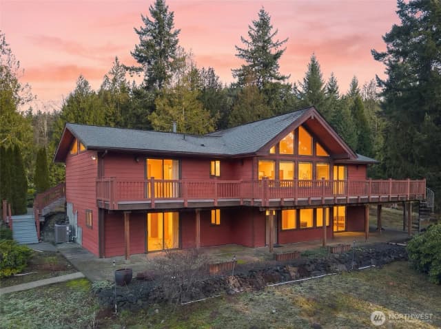 Property photo for 10547 Summit Lake Road Nw, Olympia
