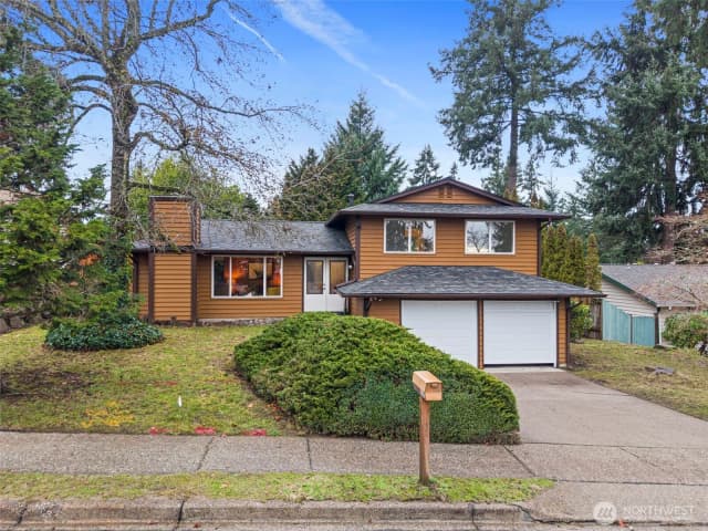 Property photo for 2009 Dayton Drive Se, Renton