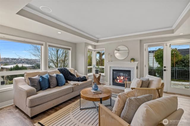 Property photo for 1203 5th Avenue N, Seattle