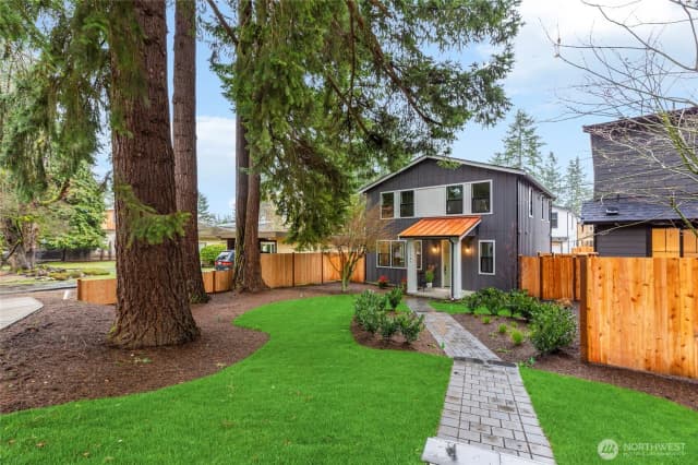Property photo for 11607 Ne 112th Street #2, Kirkland