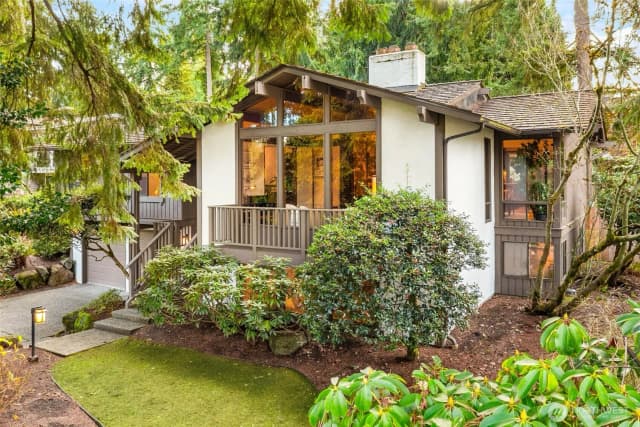 Property photo for 7445 86th Avenue Se, Mercer Island