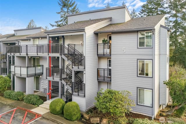 Property photo for 2515 Ne 4th Street #522, Renton