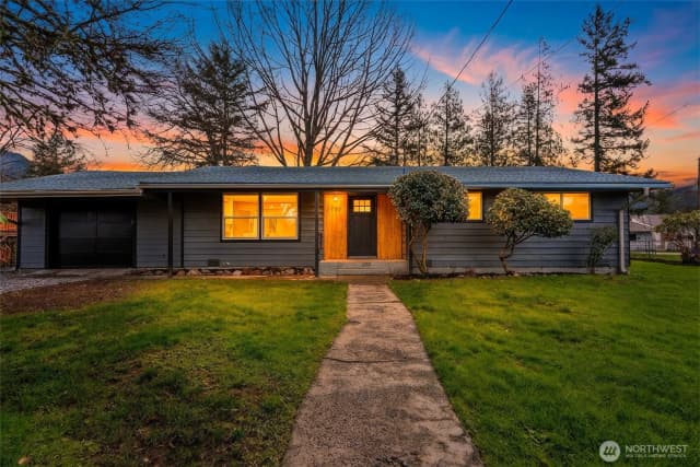 Property photo for 222 2nd Street, Gold Bar