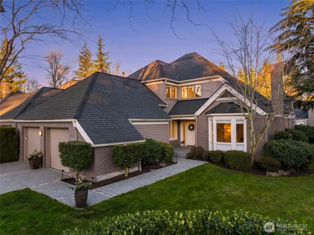 Property photo for 1778 Bellevue Way Ne, Bellevue