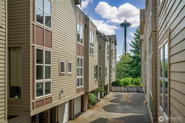 Property photo for 718 Nob Hill Avenue N #a, Seattle