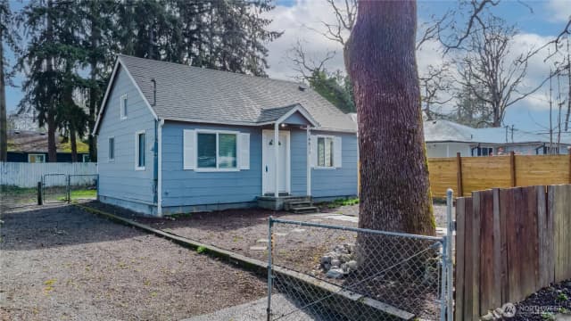 Property photo for 14413 Portland Ave Sw, Lakewood