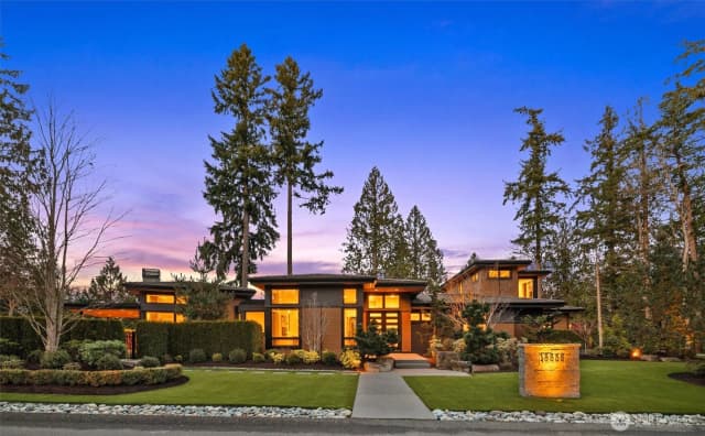 Property photo for 18858 Ne 49th Place, Sammamish