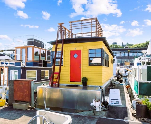 Property photo for 2040 Westlake Avenue N #17, Seattle