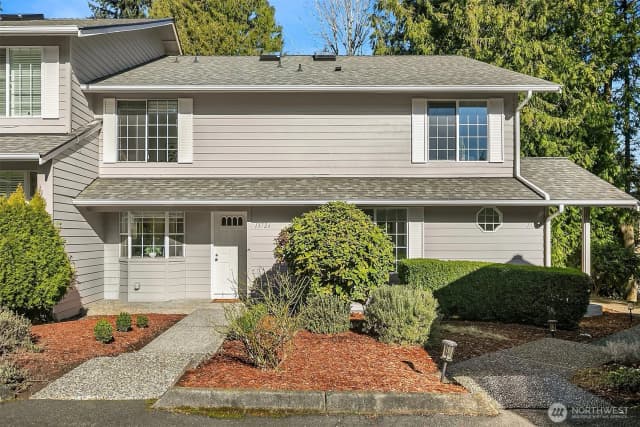 Property photo for 13726 Ne 85th Street, Redmond
