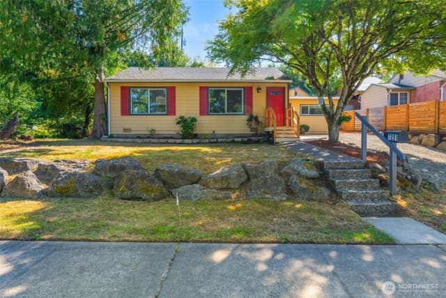 Property photo for 7051 S 125th Street, Seattle