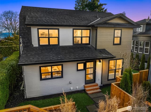 Property photo for 919 23rd Avenue E #a, Seattle