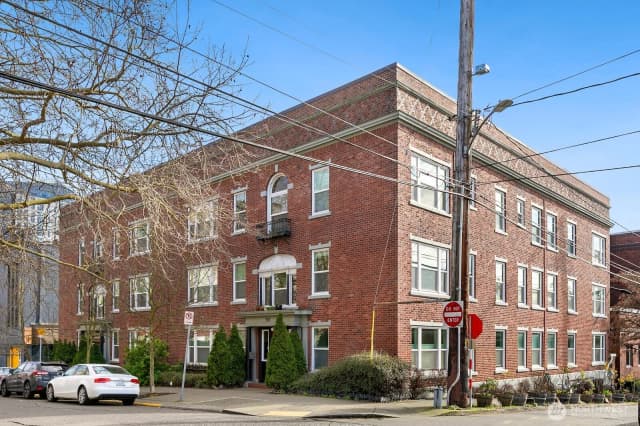 Property photo for 901 Ne 43rd Street #306, Seattle