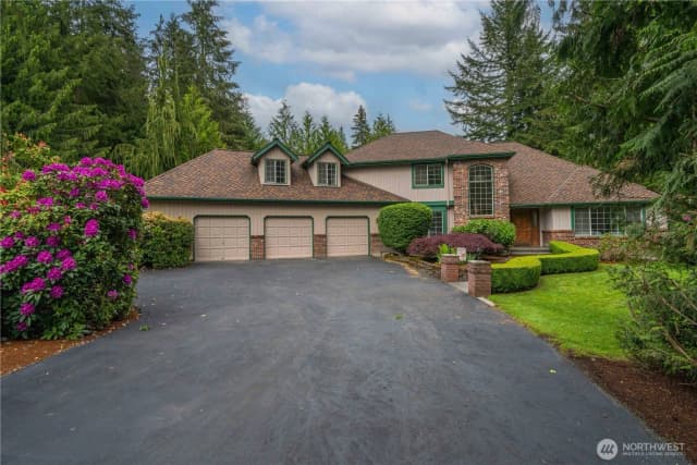 Property photo for 18118 236th Avenue Ne, Woodinville