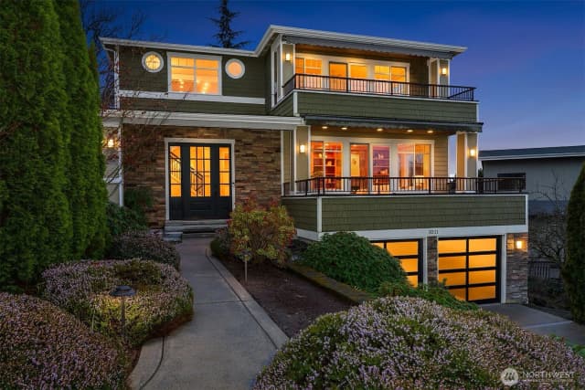 Property photo for 3311 Burnett Avenue N, Renton