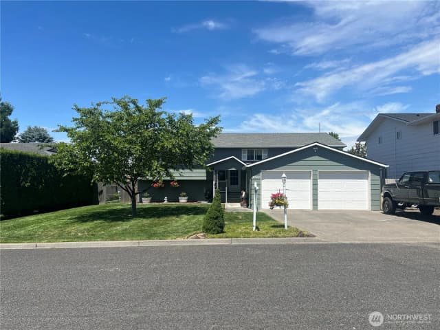 Property photo for 1267 Se Constitution Drive, College Place