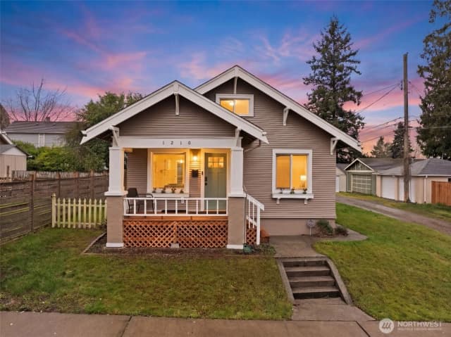 Property photo for 1210 S 45th Street S, Tacoma