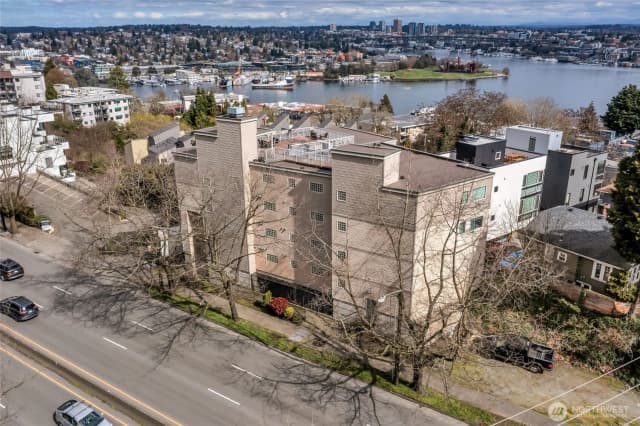 Property photo for 559 Mcgraw Street #201, Seattle