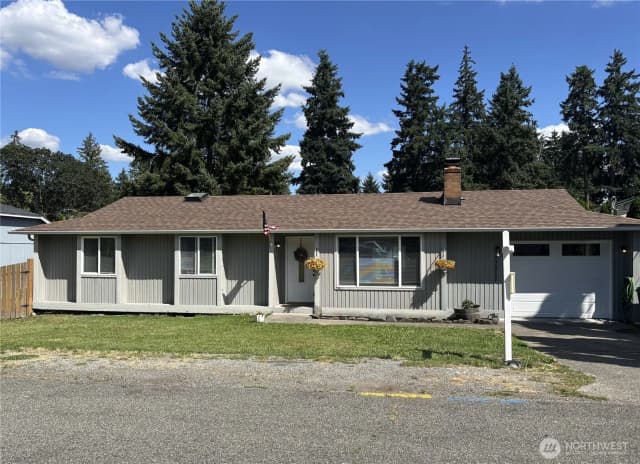 Property photo for 17217 10th Avenue E, Spanaway