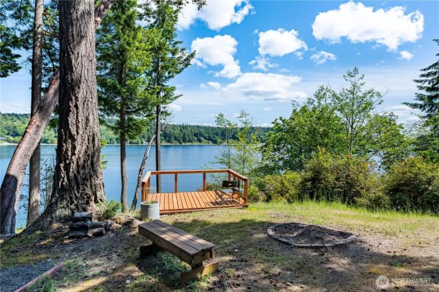Property photo for 711 E Herron Boulevard Nw, Lakebay