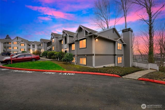 Property photo for 901 Sunset Boulevard Ne #d215, Renton