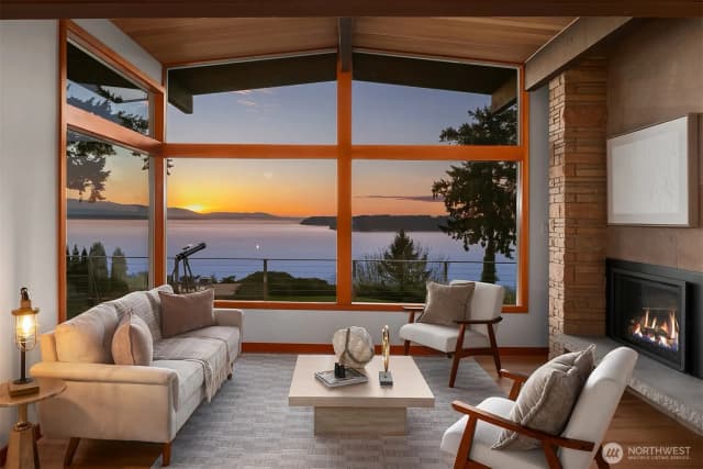 Property photo for 12524 Marine View Drive, Edmonds