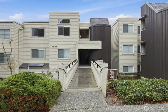 Property photo for 7339 Old Redmond Road #118, Redmond