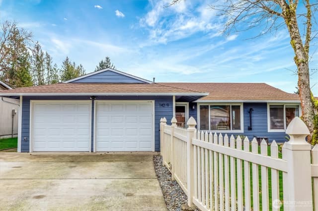 Property photo for 14219 Se 259th Place, Kent