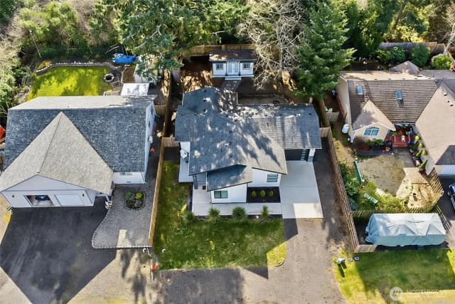 Property photo for 793 Island Circle Se, Ocean Shores