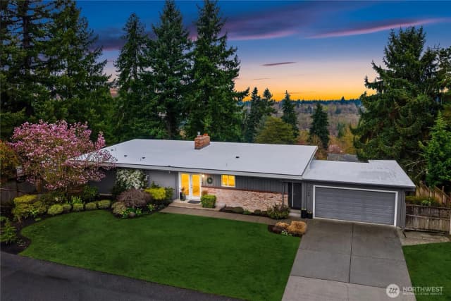Property photo for 1744 127th Avenue Se, Bellevue