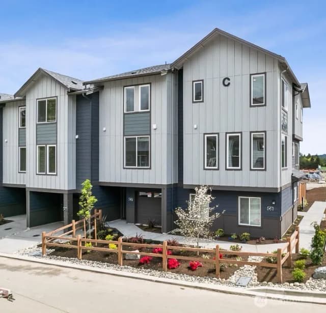 Property photo for 14707 87th Avenue Se #z7, Snohomish