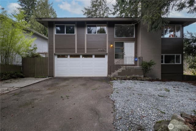 Property photo for 1123 Sw 144 Street, Burien