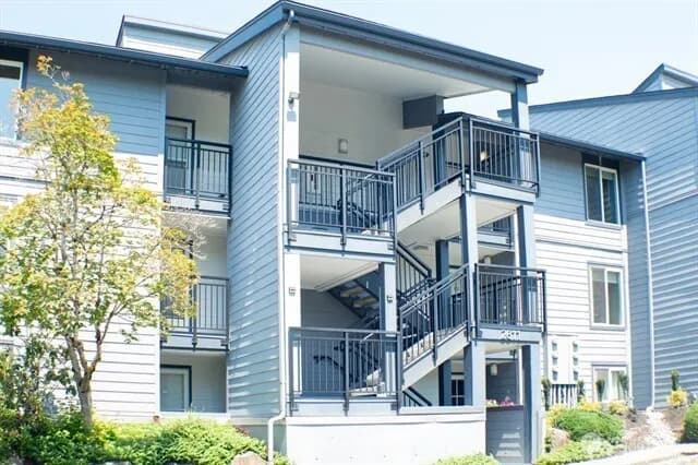Property photo for 2611 Ne 4th #234, Renton