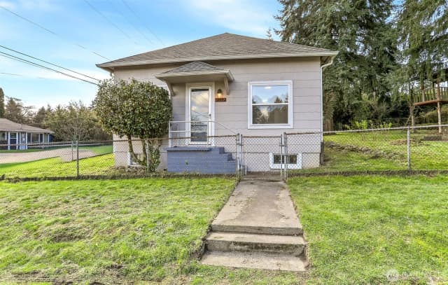 Property photo for 1257 S 116th Street, Burien